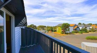 Coastal Inn by OYO Lincoln City - Oregon Coast Hwy - 9