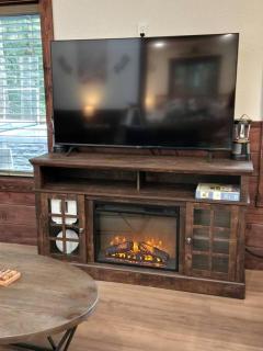 Peaceful Mountain Studio Cabin with Private Deck in Ashford, Washington - 4