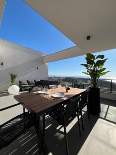 MoreLux Ini Apartment - 8