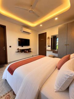 Niro Stays - Cozy Vibes Medanta Medicity - 4
