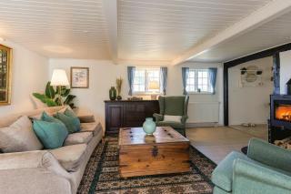 Half-timbered cottage near Knuthenborg Park - 1