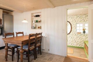 Half-timbered cottage near Knuthenborg Park - 5