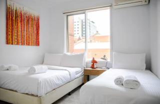 Luxury spacious 2 Bedroom Fitzroy Apartment - 7