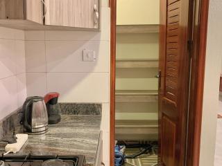 1 Bedroom - 6 mins to Airport - Wanderhome - 8
