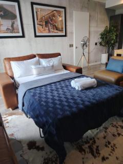 Menlyn Maine Trilogy Apartment 914 - 4