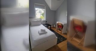 Large Newly updated 3BD Duplex 20Min to Airport - 7