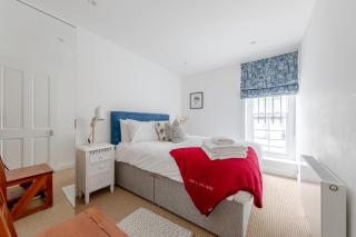 Beautifully Refurbished 2BD Flat- Clapham - 6