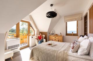 Dom Hrabiego Tatrzańska Polana with Mountain View, Private Jacuzzi & Free Parking by Downtown Apartments - 3