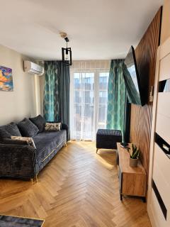 Green Baltic Portovo Family Apartment Near Old Town Balcony - Gdańsk - 1