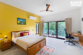 StayVista at Nisarga Villa with Bonfire & Lawn - 8