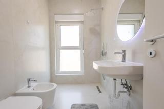 Two Bedroom Apartment Kadiu Residence - 9