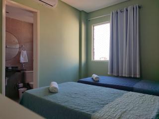 Apartamento à 200m da Orla. - 2
