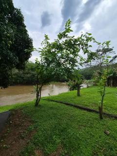 Chácara Canto da Maritaca - Piscina à beira-rio em São Fidélis - 4