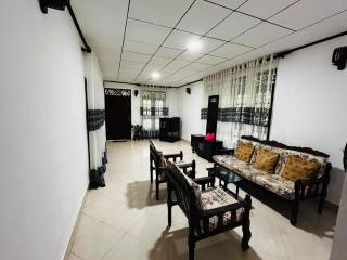 Savindi Home Stay - 4