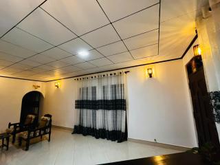 Savindi Home Stay - 1