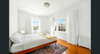 Spacious 2BDR Apt in the Heart of East Melbourne - 8