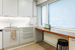 Lapland-themed bedrooms, game corner, free parking - 9