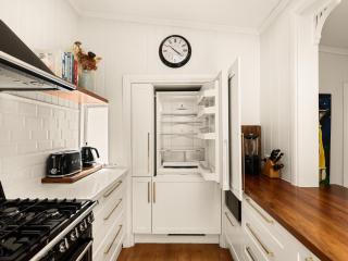1920s Cottage Near Paddington and CBD - 1