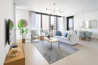 Frank Porter - 5242 EMAAR Tower - 8