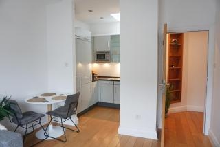 Temple Bar 1BD Large & Newly Upgraded Sleeps 4 - 9