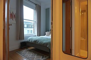 Temple Bar 1BD Large & Newly Upgraded Sleeps 4 - 3
