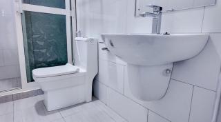 Inaya Homes Modern 1Bedroom Apartment 1 - 0