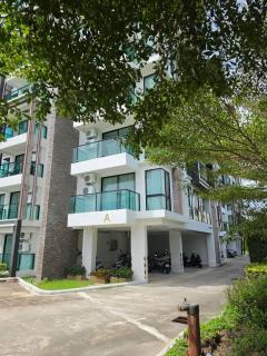 Phuket Sirinat international park condominuim for rent - 1