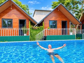 Retreat Bungalow - 3