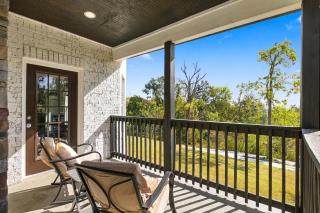 Hilltop House - Firepit Views & Private 3 Acres - 8