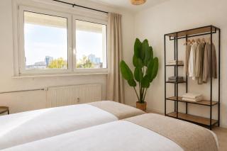 Schönes 3-Raum Apartment mit 5 Einzelbetten, Küche, WaMa, Balkon, WLAN, gratis Parken - 4