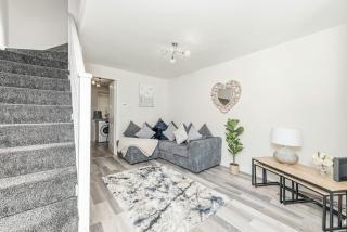 2 Bed Central Tickhill, Parking, Self Check-In - 0