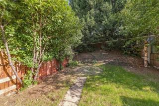 2 Bed Central Tickhill, Parking, Self Check-In - 8