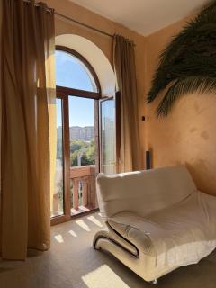 Yerevan Center Guest House - 0