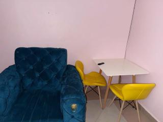 Queen Luxury Two Bedroomed apartment - 6