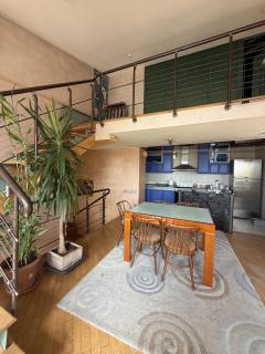 Yerevan Center Guest House - 4