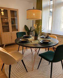 7Seas City Apartment I 6 P I Design I Netflix - 7