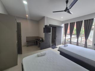 hotel leela - 3