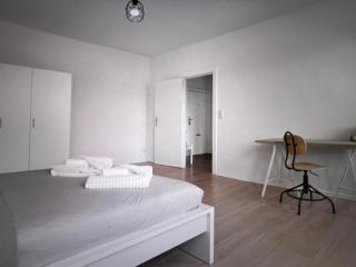 Elegante Alpine Ferienwohnung in Gstaad mit Bergblick und Ruhiger Lage - 3