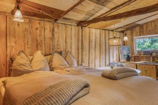 Glamping Cottage With Hot Tub - 3