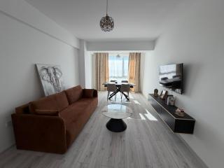 Claudette - 3