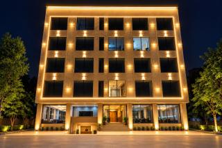 Hotel Orca Noida - 0
