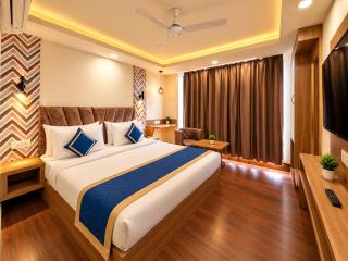 Hotel Orca Noida - 4