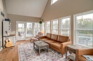 Bourbon Trail Country Estate - 2
