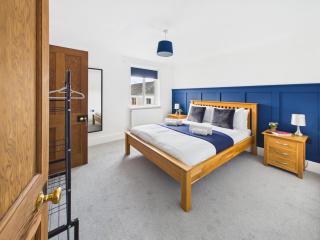 A spacious flat in the heart of town - 2