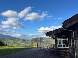 Grand Mountain Retreat Cabin - Panoramic Views - 0