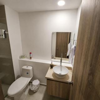 RYR Luxury Stays Habitación Moderna en Alcalá 134 - 8