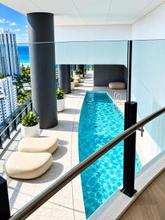 Elite Collection on Broadbeach Ocean View Above The Star Casino - 1