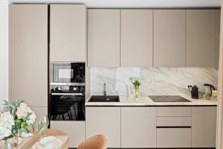 ONE H Luxury Apartment - 8