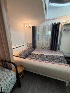 Petit studio pour 4 personnes avec coin jardin - Le Blanc-Mesnil - 2