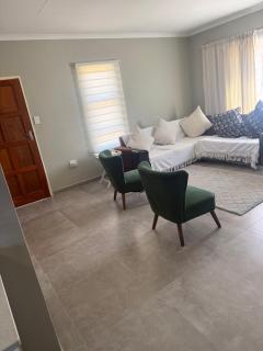 Dees Guesthouse - 3